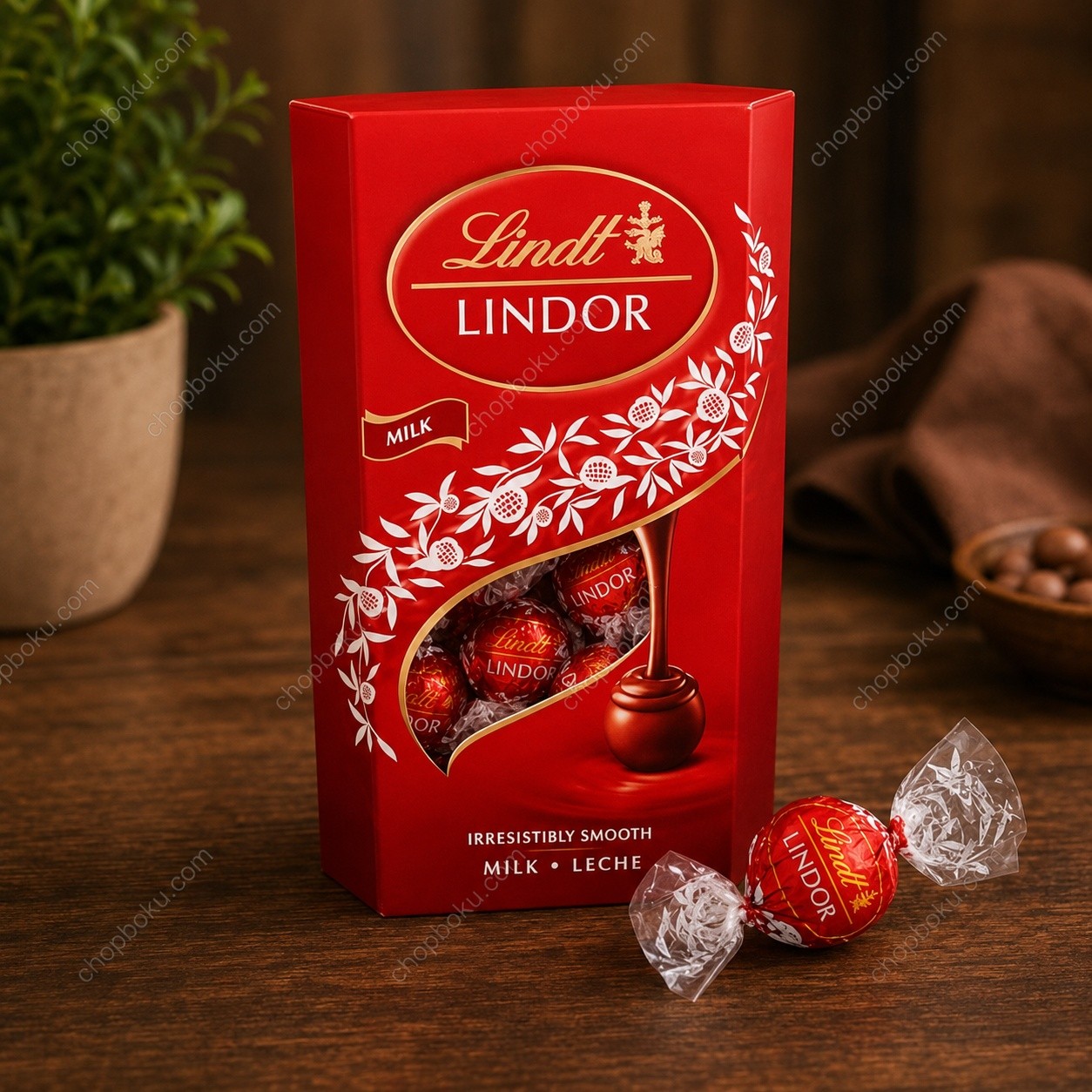 Lindt Lindor Milk Chocolate Gift Box 337g