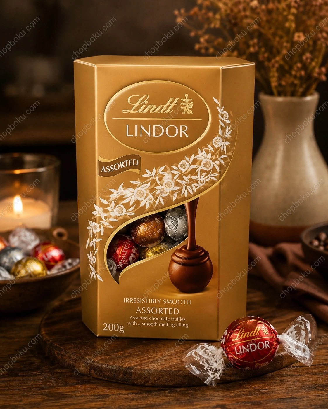 Lindt Lindor Assorted Chocolate Truffles Box 200g