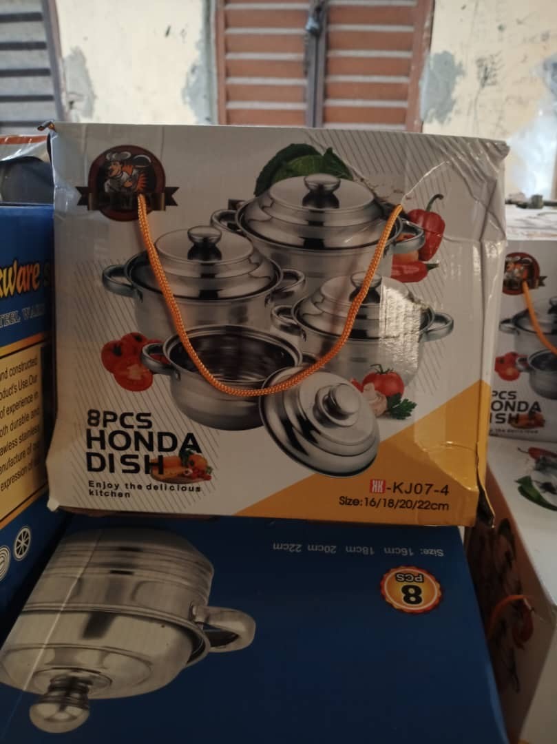 8-in-1 Honda dish cook ware