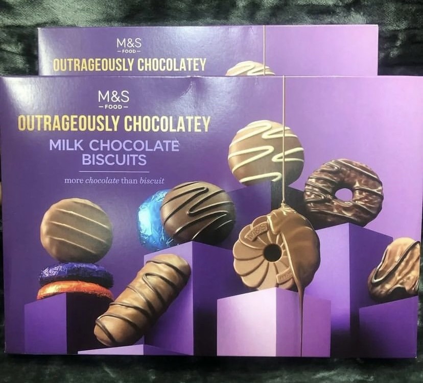 M&S OUTRAGEOUSLY CHOCOLATEY MILK CHOCOLATE BISCUITS