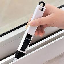 Window cleaning brush