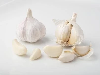 Fresh Garlic Bulbs – Premium Organic Garlic Cloves | Strong Aroma & Flavor | Bulk & Retail Nigeria